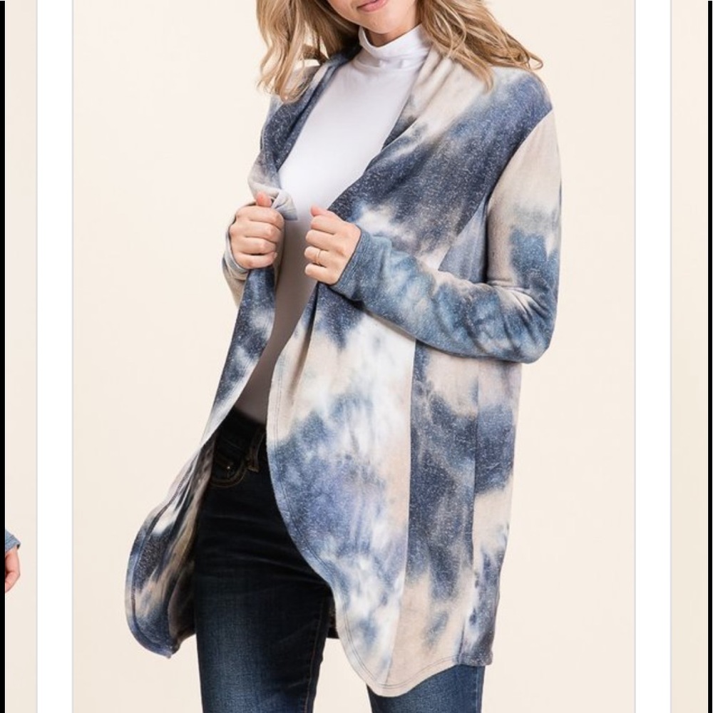 🌟SALE🌟Tiedye Cardigan - Picture 4 of 9